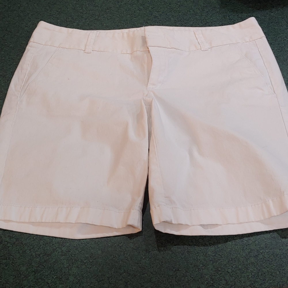 Womens walking shorts size 6